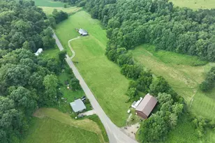 9805 Crooked Creek Rd SE, Uhrichsville, OH 44683 - Photo 5
