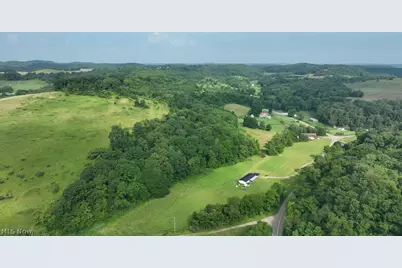 9805 Crooked Creek Road SE, Uhrichsville, OH 44683 - Photo 9