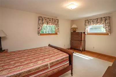 511 Bachtel Street SE, North Canton, OH 44720 - Photo 17
