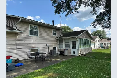 8597 Elmfield Street NW, Canal Fulton, OH 44614 - Photo 3