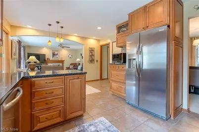 8640 Candleberry Street NW, Massillon, OH 44646 - Photo 9