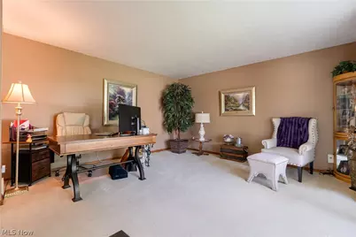 8640 Candleberry Street NW, Massillon, OH 44646 - Photo 5