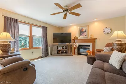 8640 Candleberry Street NW, Massillon, OH 44646 - Photo 7