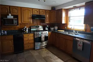 6019 New London Rd, Ashtabula, OH 44004 - Photo 3