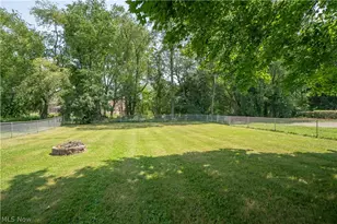 511 Taff Cir, Louisville, OH 44641 - Photo 29