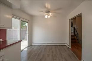 511 Taff Cir, Louisville, OH 44641 - Photo 9