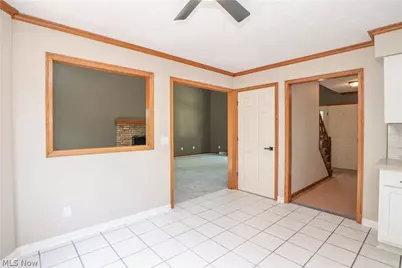 6104 Shipslanding Avenue NW, Canton, OH 44718 - Photo 9