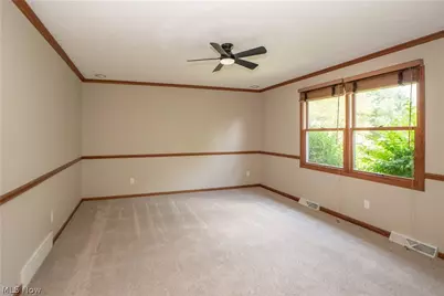 6104 Shipslanding Avenue NW, Canton, OH 44718 - Photo 17