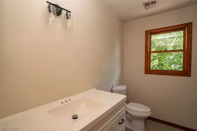 6104 Shipslanding Avenue NW, Canton, OH 44718 - Photo 37