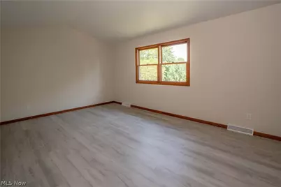 6104 Shipslanding Avenue NW, Canton, OH 44718 - Photo 25