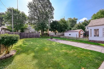 1407 Herberich Avenue, Akron, OH 44301 - Photo 27