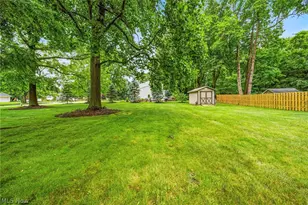 8506 Lakeshore Blvd, Mentor, OH 44060 - Photo 37