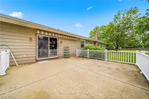 8506 Lakeshore Blvd, Mentor, OH 44060 - Photo 31
