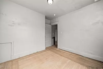 611 West Avenue, Elyria, OH 44035 - Photo 17