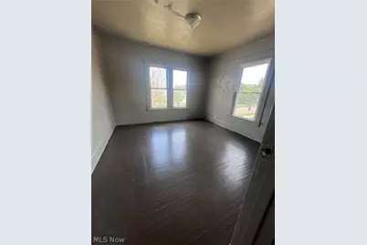 611 West Avenue, Elyria, OH 44035 - Photo 13