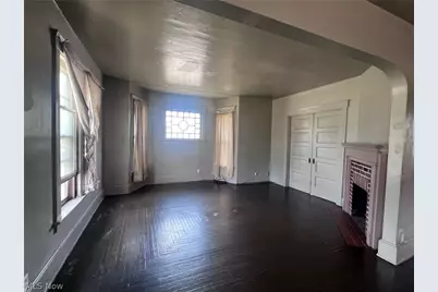 611 West Avenue, Elyria, OH 44035 - Photo 5