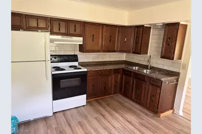 300 Henry Avenue, East Liverpool, OH 43920 - Photo 9