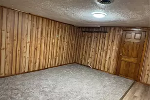 300 Henry Ave, East Liverpool, OH 43920 - Photo 15