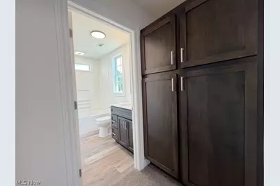 131 W 10th Street, Uhrichsville, OH 44683 - Photo 17