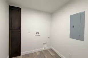 131 W 10th St, Uhrichsville, OH 44683 - Photo 23