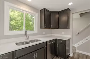2986 Bishop Rd, Willoughby Hills, OH 44092 - Photo 5