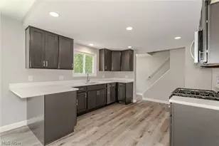 2986 Bishop Rd, Willoughby Hills, OH 44092 - Photo 7