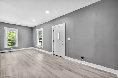 1009 W 10th Street, Lorain, OH 44052 - Photo 7