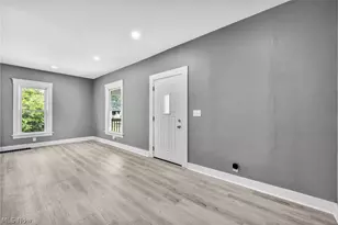 1009 W 10th St, Lorain, OH 44052 - Photo 7