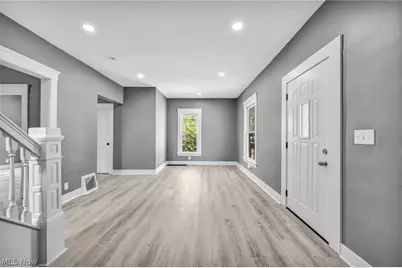 1009 W 10th Street, Lorain, OH 44052 - Photo 9