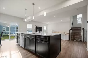 1035 Ashford Ct, Columbia Station, OH 44028 - Photo 5