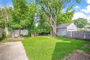 640 Seiberling St, Akron, OH 44306 - Photo 3