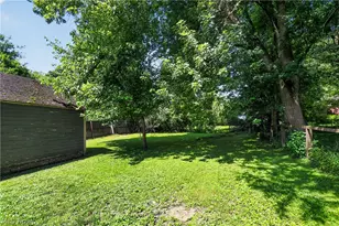 2242 Cordova Ave, Youngstown, OH 44504 - Photo 19