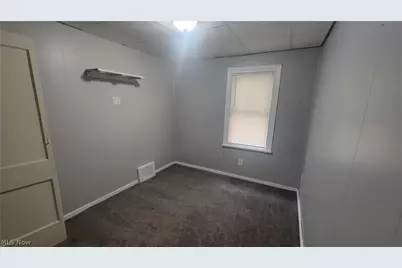 1292 Stratford Street, Barberton, OH 44203 - Photo 5