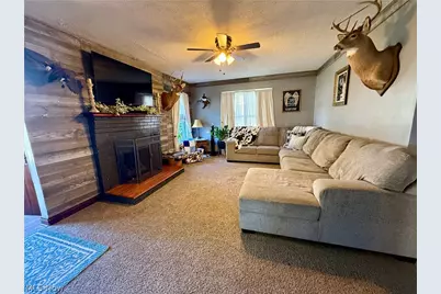 105 E Union Avenue, West Lafayette, OH 43845 - Photo 5