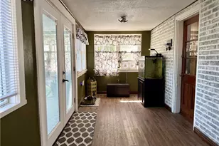 105 E Union Ave, West Lafayette, OH 43845 - Photo 23