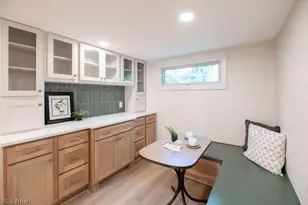 831 Brandon Cir, Aurora, OH 44202 - Photo 9