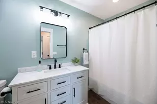 831 Brandon Cir, Aurora, OH 44202 - Photo 19