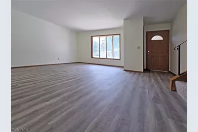 6573 Miller Drive, North Ridgeville, OH 44039 - Photo 3