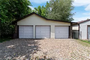 105 8th St SW, Massillon, OH 44647 - Photo 5