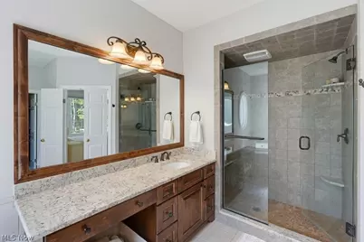 8390 Bainbrook Drive, Chagrin Falls, OH 44023 - Photo 19