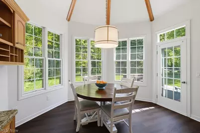 8390 Bainbrook Drive, Chagrin Falls, OH 44023 - Photo 15