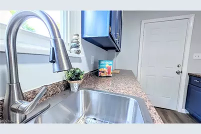 624 Buffalo Street, Conneaut, OH 44030 - Photo 7