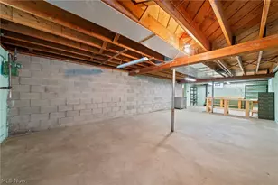 2588 17th St, Cuyahoga Falls, OH 44223 - Photo 41