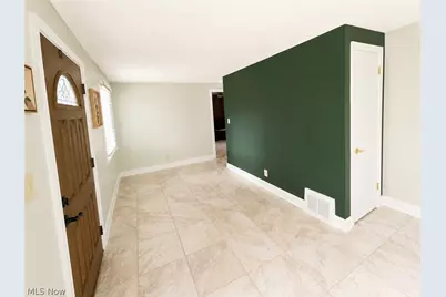184 Ambrose Avenue NW, Canton, OH 44708 - Photo 5