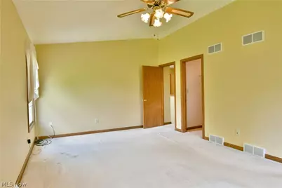 7581 Brookstone Place, Poland, OH 44514 - Photo 35