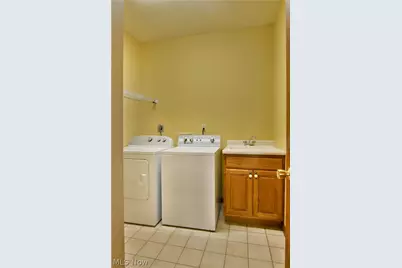7581 Brookstone Place, Poland, OH 44514 - Photo 15