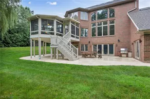 7282 Pinehill Rd, Concord Twp, OH 44077 - Photo 5