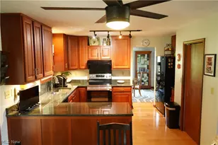 2160 Lake Breeze Rd, Sheffield Village, OH 44054 - Photo 5