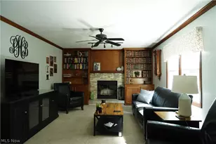 2160 Lake Breeze Rd, Sheffield Village, OH 44054 - Photo 9