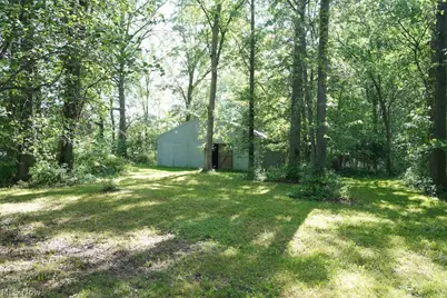 2160 Lake Breeze Road, Sheffield Village, OH 44054 - Photo 25